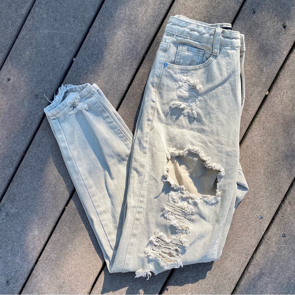 🔥ALMOST FREE🔥 RIOT Distressed High Waisted Jeans